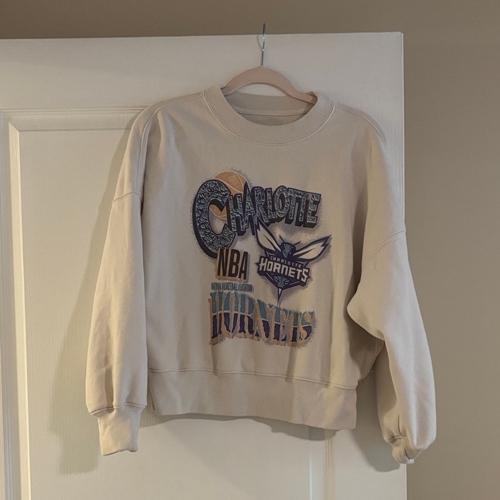 Abercrombie NBA Hornets Sweatshirt